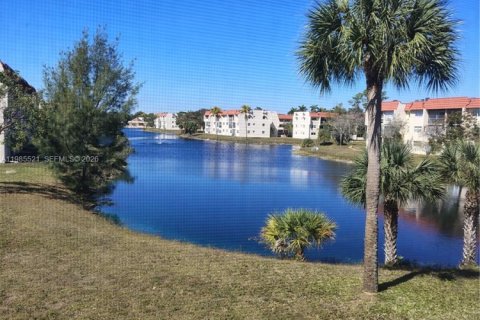 Condominio en venta en Sunrise, Florida, 2 dormitorios, 78.97 m2 № 2048848 - foto 2
