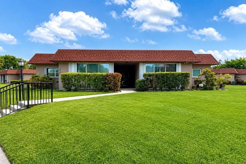 Apartamento en alquiler en Boynton Beach, Florida, 1 dormitorio, 83.24 m2 № 2248077 - foto 2