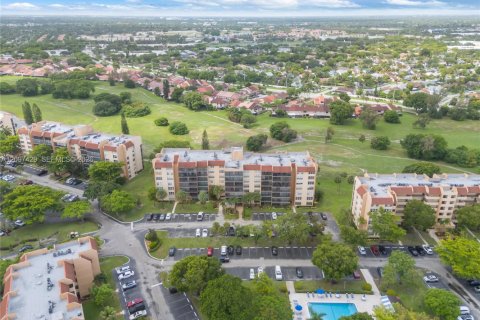 Condo in Lauderhill, Florida, 1 bedroom  № 2393040 - photo 26