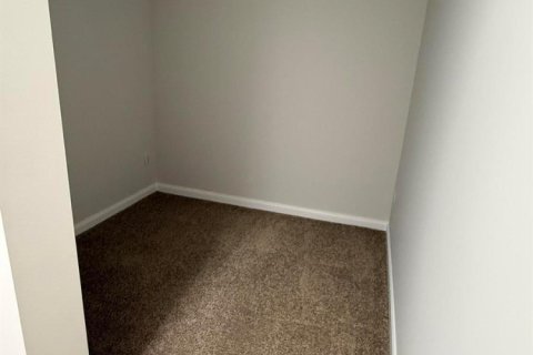 Condo in St. Lucie, Florida, 2 bedrooms № 2183057 - photo 13