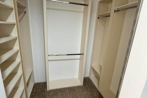 Condo in St. Lucie, Florida, 2 bedrooms № 2183057 - photo 11