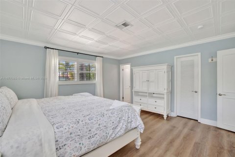 House in Pompano Beach, Florida 4 bedrooms, 179.67 sq.m. № 1709626 - photo 18