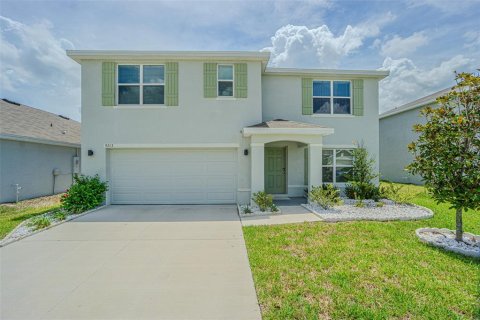 House in Temple Terrace, Florida 5 bedrooms, 248.42 sq.m. № 2157390