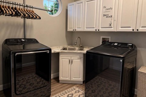 Villa ou maison à vendre à Bradenton, Floride: 5 chambres, 499.63 m2 № 2437193 - photo 30