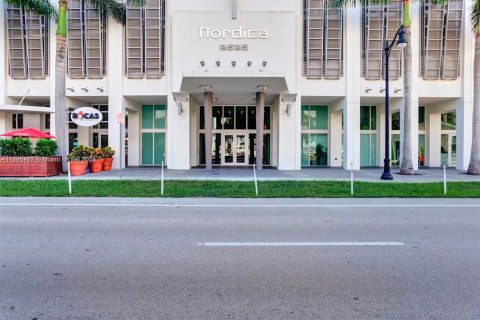 Copropriété à vendre à Miami, Floride: 2 chambres, 94.48 m2 № 1936601 - photo 6