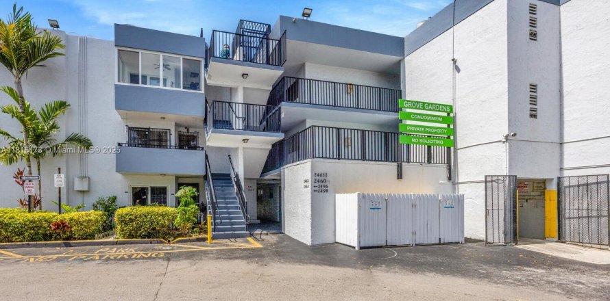 Condo in Miami, Florida, 2 bedrooms  № 1768782