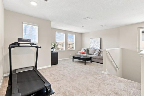 Villa ou maison à vendre à Wesley Chapel, Floride: 4 chambres, 241.64 m2 № 2333862 - photo 28