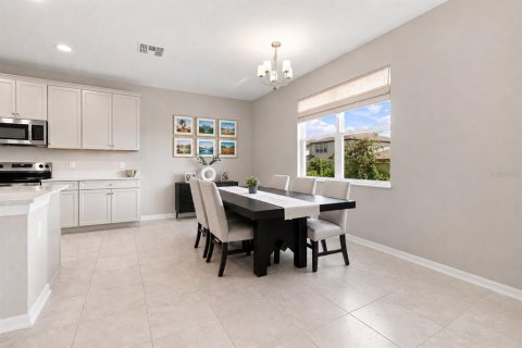 Villa ou maison à vendre à Wesley Chapel, Floride: 4 chambres, 241.64 m2 № 2333862 - photo 15