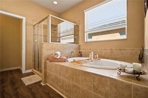 Villa ou maison à vendre à Bradenton, Floride: 4 chambres, 210.05 m2 № 2334134 - photo 25