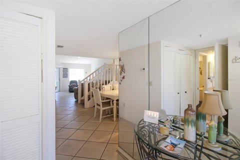 Condo in Sarasota, Florida, 3 bedrooms  № 1138090 - photo 12