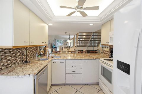 Condo in Sarasota, Florida, 3 bedrooms  № 1138090 - photo 9