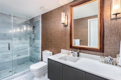 Copropriété à vendre à Miami Beach, Floride: 2 chambres, 133.78 m2 № 1946169 - photo 11