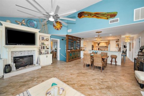 Villa ou maison à vendre à Tarpon Springs, Floride: 3 chambres, 148.64 m2 № 1750223 - photo 21