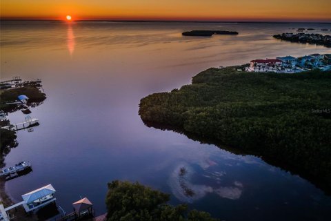 Villa ou maison à vendre à Tarpon Springs, Floride: 3 chambres, 148.64 m2 № 1750223 - photo 16