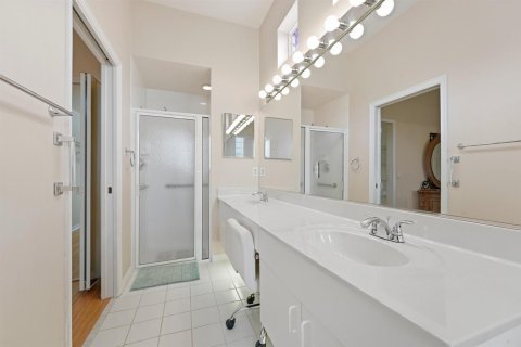 Casa en venta en Port St. Lucie, Florida, 2 dormitorios, 187.11 m2 № 2270458 - foto 17