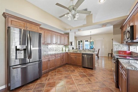 Casa en venta en Port St. Lucie, Florida, 2 dormitorios, 187.11 m2 № 2270458 - foto 9