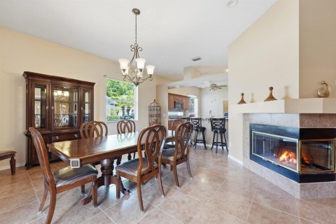 Casa en venta en Port St. Lucie, Florida, 2 dormitorios, 187.11 m2 № 2270458 - foto 12