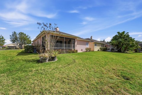 Casa en venta en Port St. Lucie, Florida, 2 dormitorios, 187.11 m2 № 2270458 - foto 27