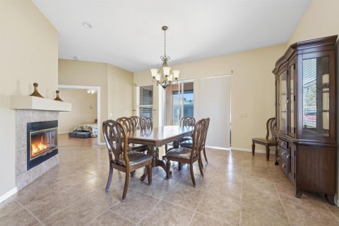Casa en venta en Port St. Lucie, Florida, 2 dormitorios, 187.11 m2 № 2270458 - foto 11