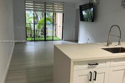 Copropriété à vendre à Miami, Floride: 2 chambres, 84.17 m2 № 1954712 - photo 2