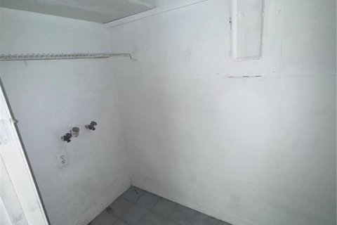 Снять в аренду квартиру в Гейнсвилл, Флорида 6 комнат, 155.33м2, № 1684864 - фото 5