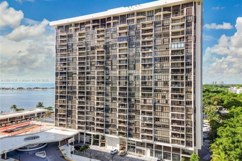 Купить кондоминиум в Майами, Флорида 2 спальни, 136.29м2, № 2054554 - фото 27