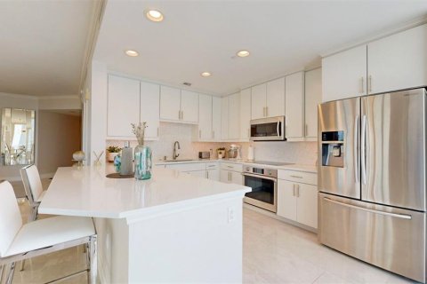 Copropriété à vendre à Tampa, Floride: 3 chambres, 222.97 m2 № 1368263 - photo 17
