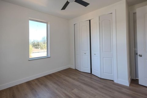 House in Oviedo, Florida 4 bedrooms, 227.61 sq.m. № 2418600 - photo 27