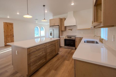 House in Oviedo, Florida 4 bedrooms, 227.61 sq.m. № 2418600 - photo 7