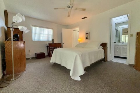 Condominio en venta en New Port Richey, Florida, 1 dormitorio, 72.37 m2 № 1690208 - foto 7