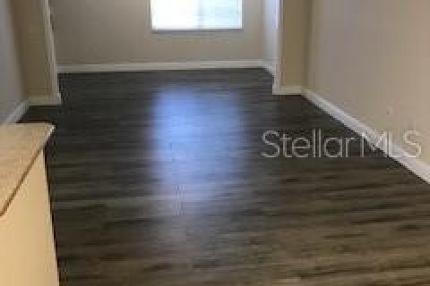 Condo in Winter Garden, Florida, 2 bedrooms  № 2277358 - photo 6