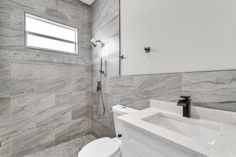 Commercial property in St. Lucie, Florida 313.82 sq.m. № 2066674 - photo 28