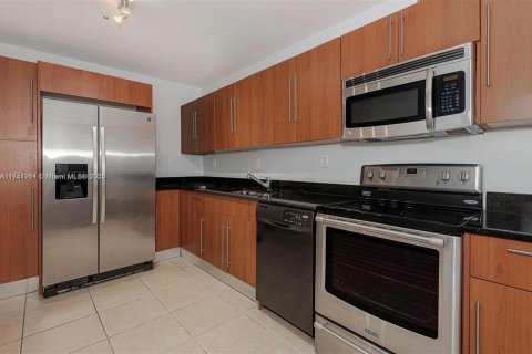 Copropriété à vendre à Hollywood, Floride: 1 chambre, 82.03 m2 № 1861422 - photo 3