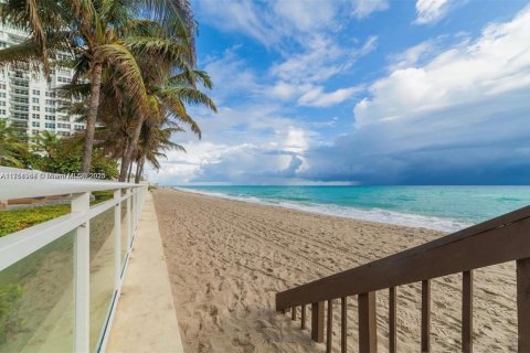 Copropriété à vendre à Hollywood, Floride: 1 chambre, 82.03 m2 № 1861422 - photo 29