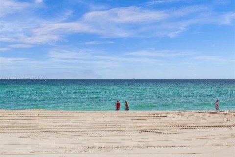 Copropriété à vendre à Hollywood, Floride: 1 chambre, 82.03 m2 № 1861422 - photo 30