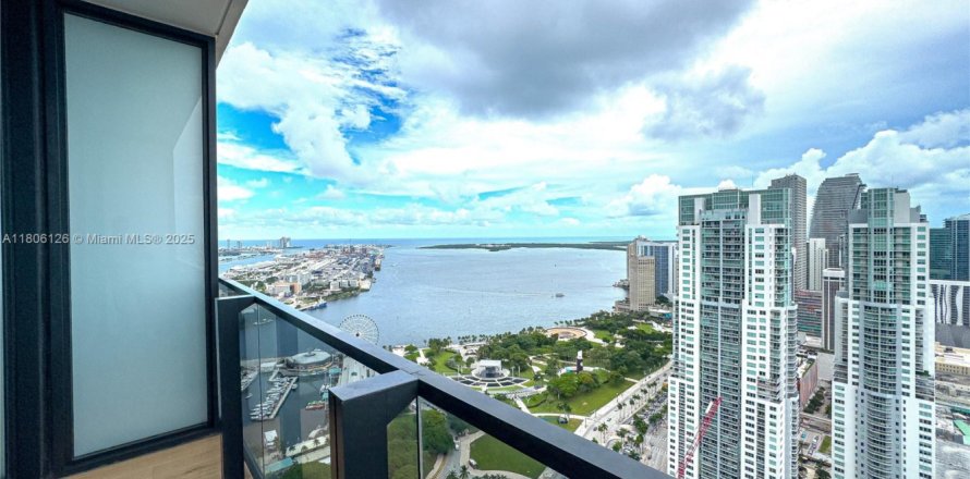 Studio à Condo à Miami, Floride № 1781836