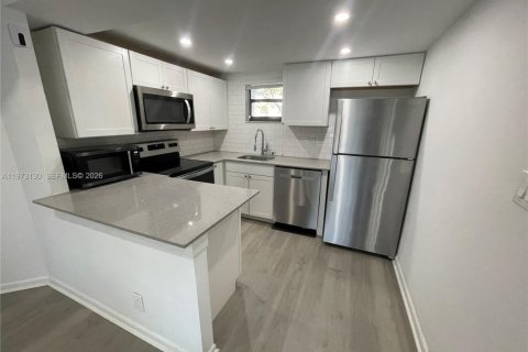 Снять в аренду квартиру в Дорал, Флорида 2 спальни, 96.25м2, № 2033225 - фото 10