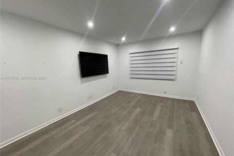 Снять в аренду квартиру в Дорал, Флорида 2 спальни, 96.25м2, № 2033225 - фото 14