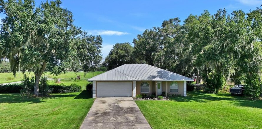 Villa ou maison à Fish Hawk, Floride 3 chambres, 129.23 m2 № 2314294