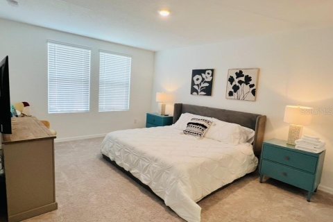 Townhouse in Davenport, Florida 3 bedrooms, 150.69 sq.m. № 1690227 - photo 11