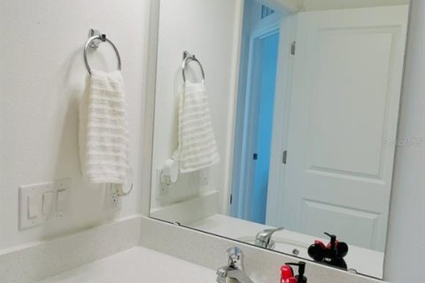 Townhouse in Davenport, Florida 3 bedrooms, 150.69 sq.m. № 1690227 - photo 5