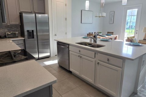 Townhouse in Davenport, Florida 3 bedrooms, 150.69 sq.m. № 1690227 - photo 30