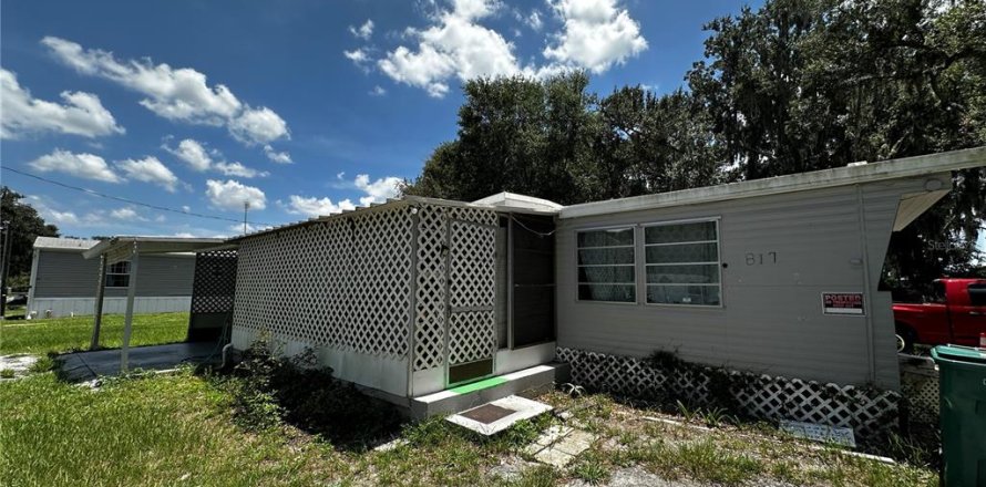 Apartment in Wildwood, Florida 2 bedrooms, 62.43 sq.m. № 2219500