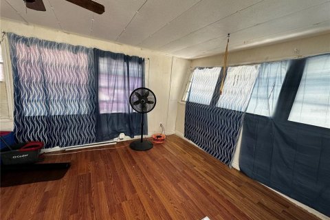 Apartment in Wildwood, Florida 2 bedrooms, 62.43 sq.m. № 2219500 - photo 8