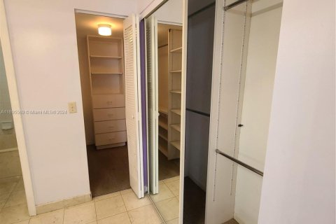 Купить кондоминиум в Авентура, Флорида 1 спальня, 86.03м2, № 1695941 - фото 13