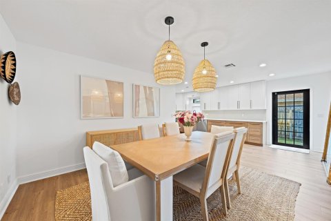 Villa ou maison à vendre à Palm Beach Gardens, Floride: 3 chambres, 169.08 m2 № 2078414 - photo 4