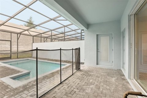 Adosado en venta en Davenport, Florida, 5 dormitorios, 212.1 m2 № 2222522 - foto 26