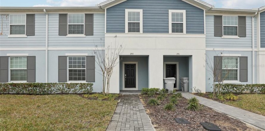 Adosado en Davenport, Florida 5 dormitorios, 212.1 m2 № 2222522