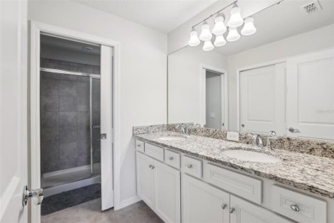 Adosado en venta en Davenport, Florida, 5 dormitorios, 212.1 m2 № 2222522 - foto 20