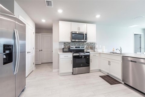 Casa en venta en Port Charlotte, Florida, 3 dormitorios, 129.04 m2 № 1845152 - foto 4